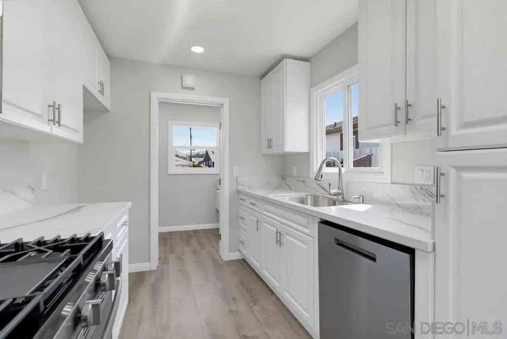5609 Barclay Ave San Diego, CA 92120