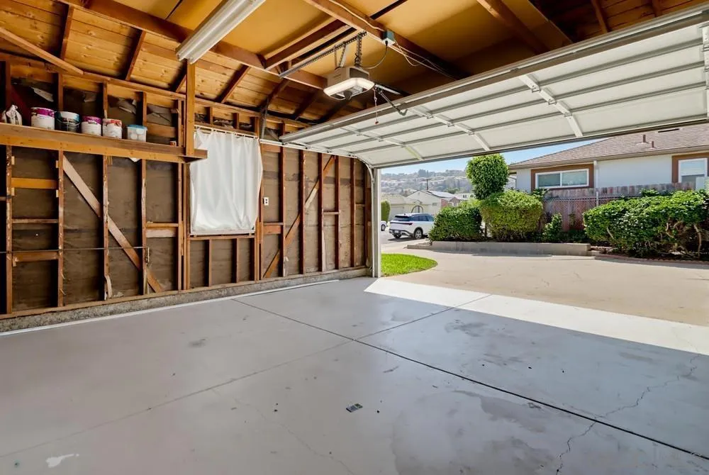 5609 Barclay Ave San Diego, CA 92120