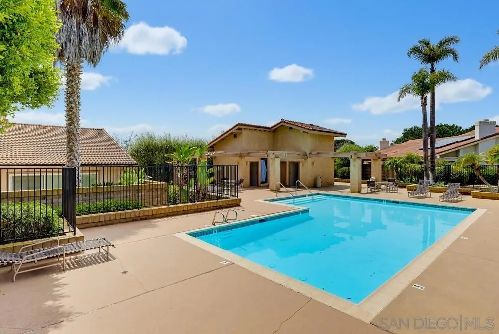 1731 Caminito Ardiente La Jolla, CA 92037