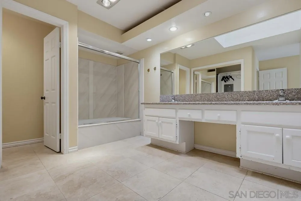 1731 Caminito Ardiente La Jolla, CA 92037
