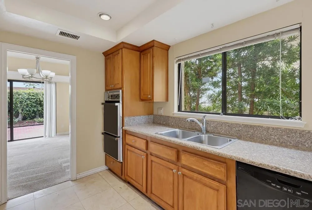 1731 Caminito Ardiente La Jolla, CA 92037
