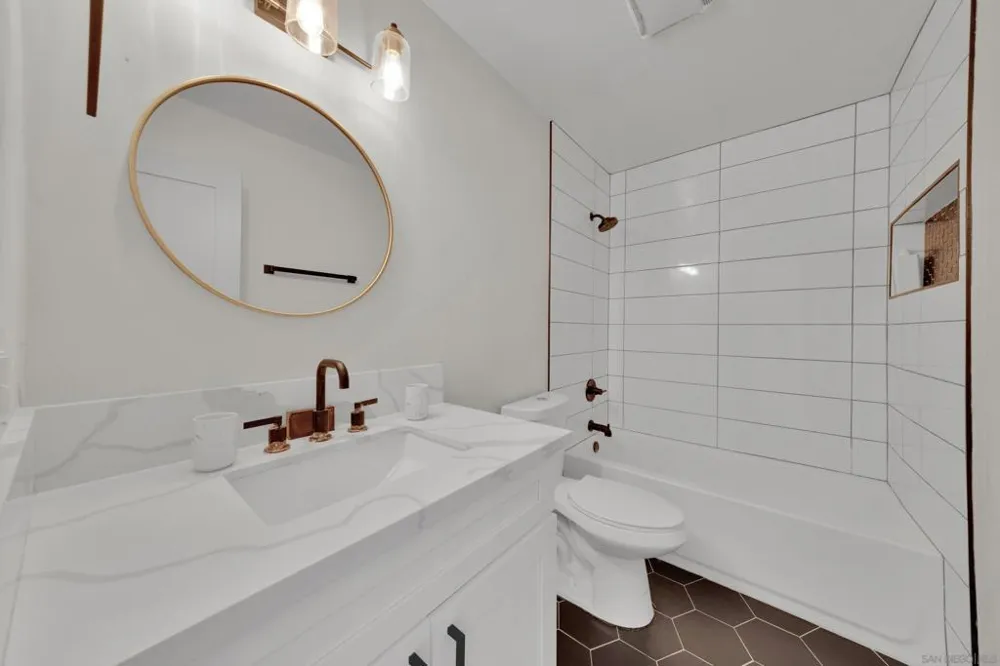 3716 Duffy Bonita, CA 91902