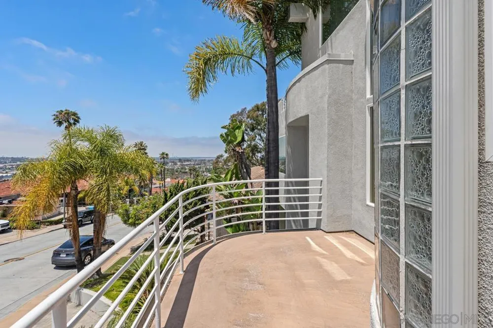2388 Juan Street San Diego, CA 92103
