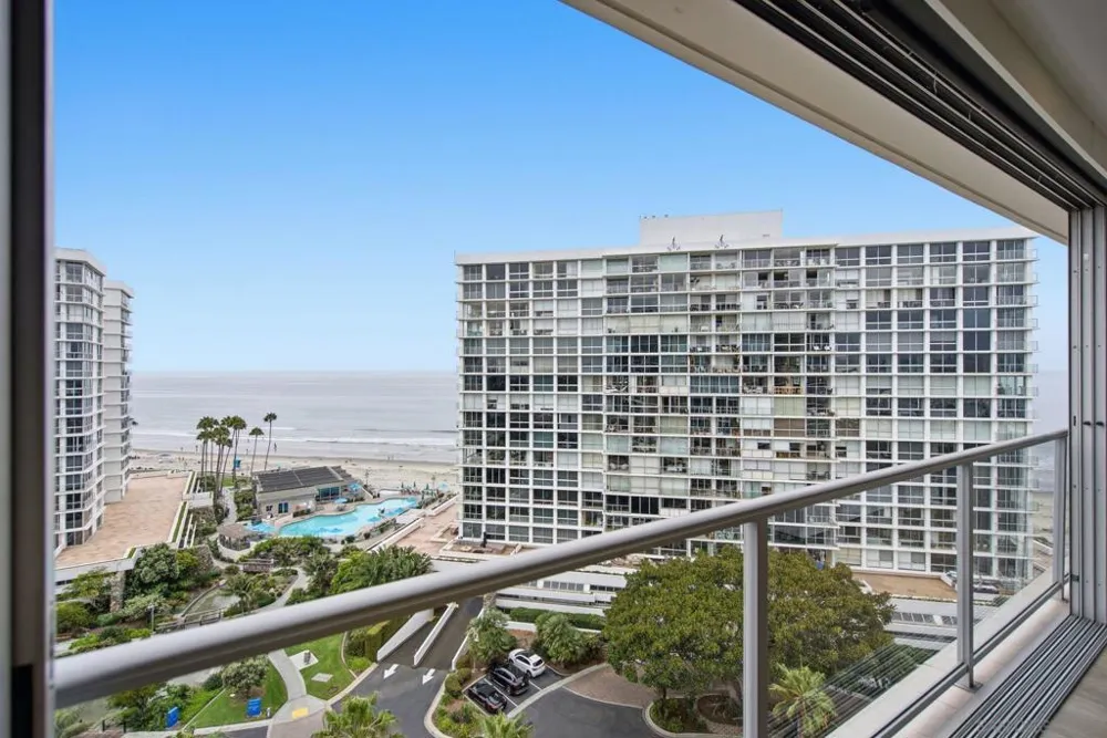 1750 Avenida Del Mundo #1008 Coronado, CA 92118