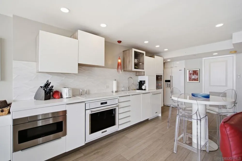 1750 Avenida Del Mundo #1008 Coronado, CA 92118