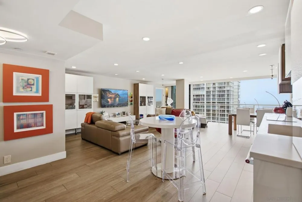 1750 Avenida Del Mundo #1008 Coronado, CA 92118