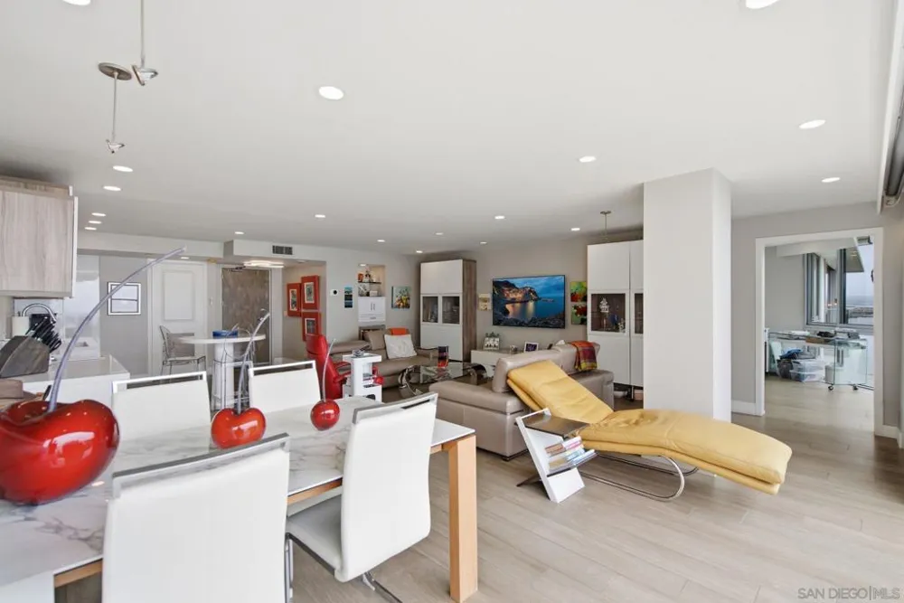 1750 Avenida Del Mundo #1008 Coronado, CA 92118
