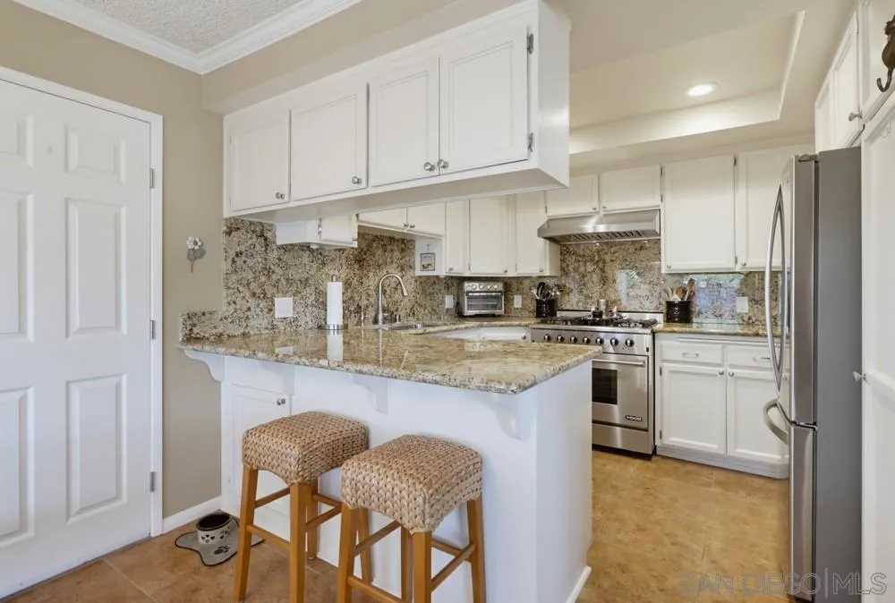 13206 Saddle Ridge Rd Lakeside, CA 92040