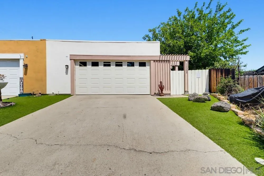 13206 Saddle Ridge Rd Lakeside, CA 92040