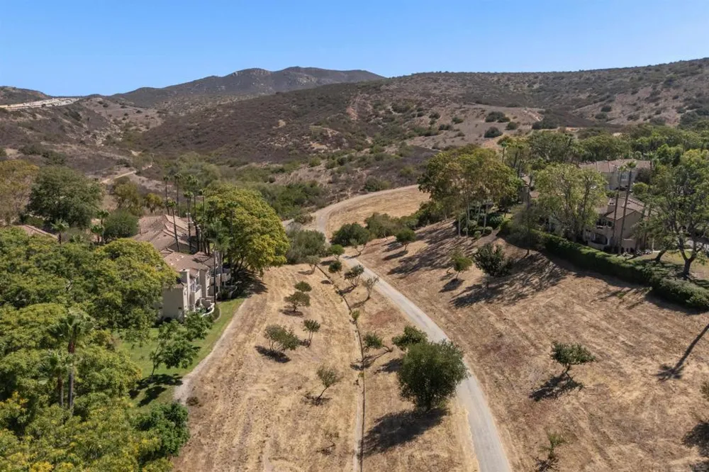 11340 Portobelo #3 San Diego, CA 92124