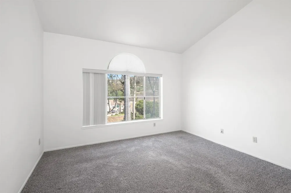 11340 Portobelo #3 San Diego, CA 92124