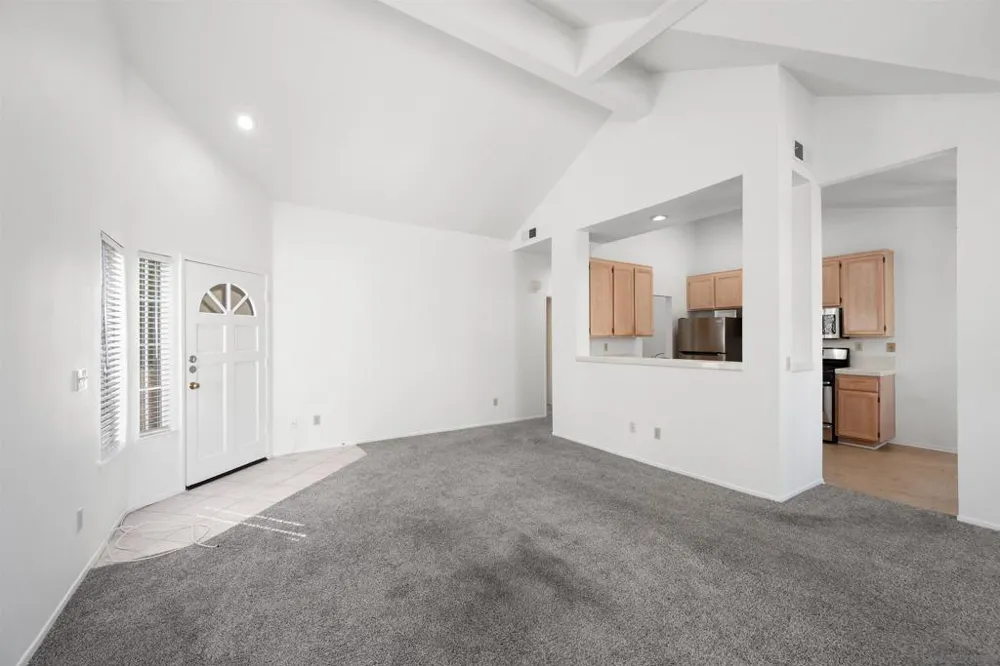 11340 Portobelo #3 San Diego, CA 92124