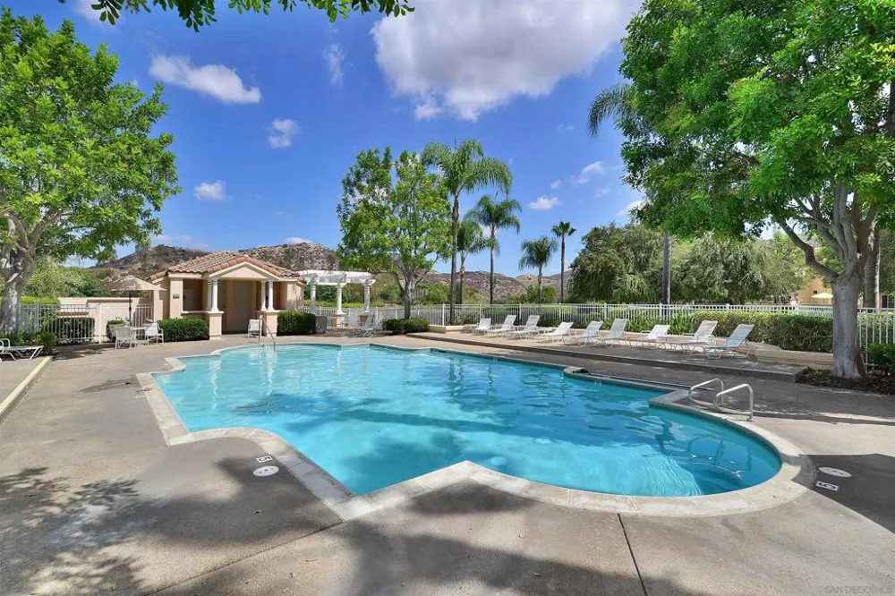 11340 Portobelo #3 San Diego, CA 92124
