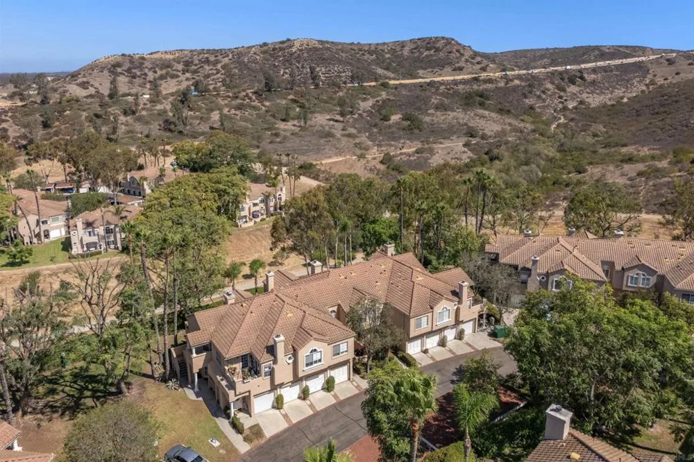 11340 Portobelo #3 San Diego, CA 92124