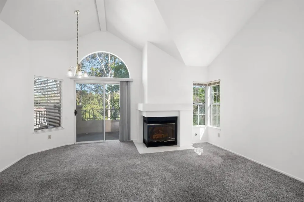 11340 Portobelo #3 San Diego, CA 92124
