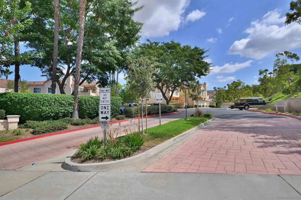 11340 Portobelo #3 San Diego, CA 92124