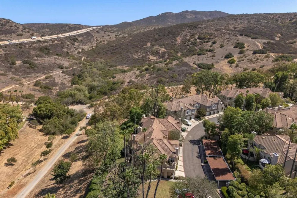 11340 Portobelo #3 San Diego, CA 92124