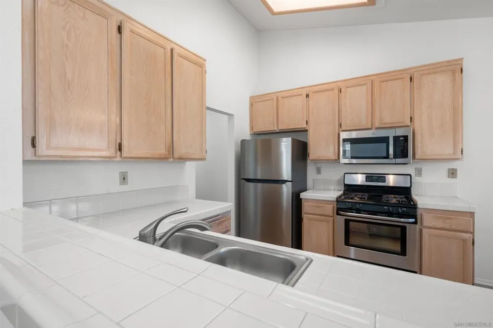 11340 Portobelo #3 San Diego, CA 92124