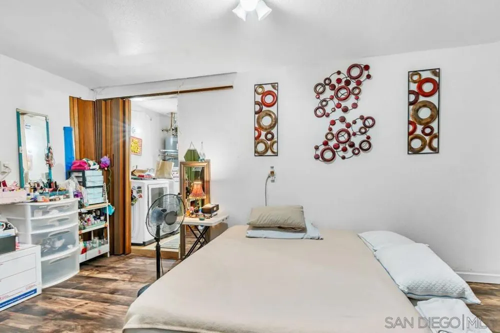 8580 Gold Coast Dr San Diego, CA 92126
