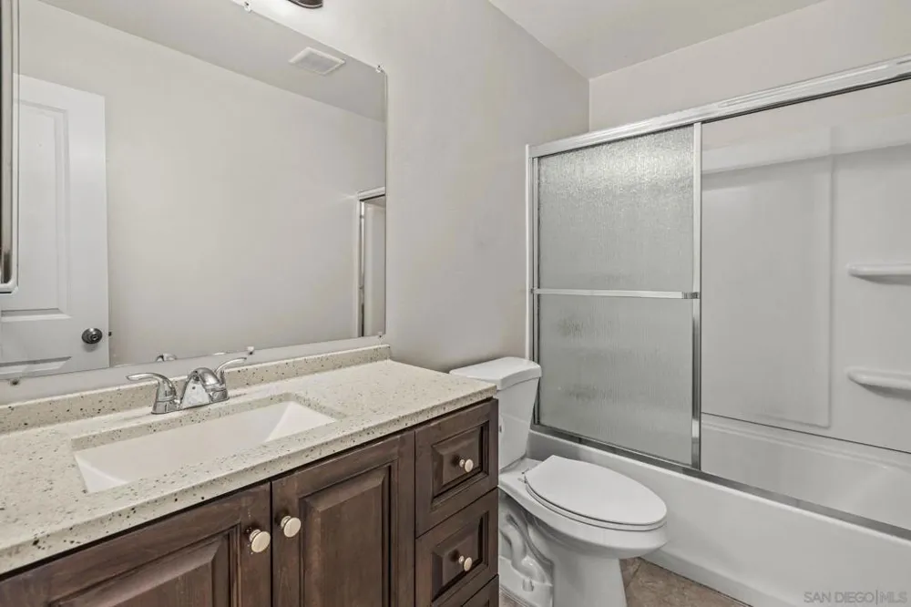 1809 Eastwood Encinitas, CA 92024