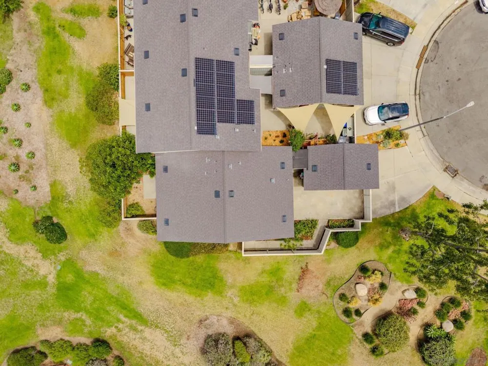 1809 Eastwood Encinitas, CA 92024