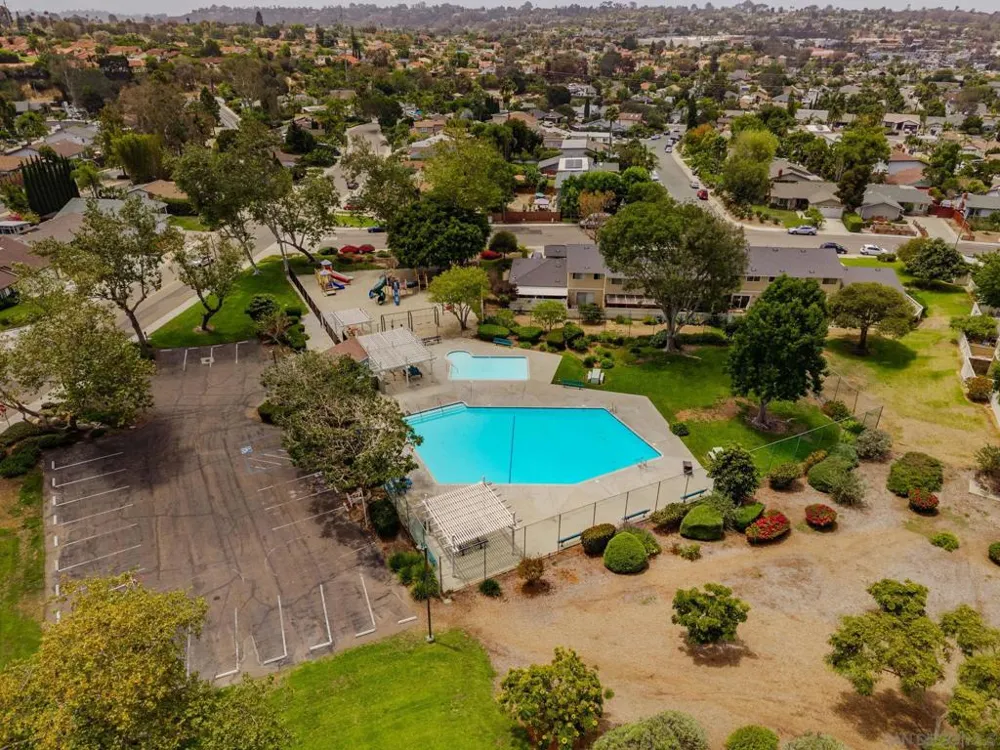 1809 Eastwood Encinitas, CA 92024