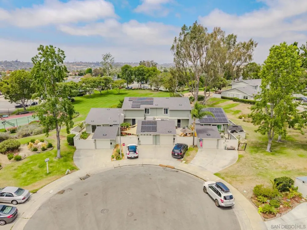 1809 Eastwood Encinitas, CA 92024