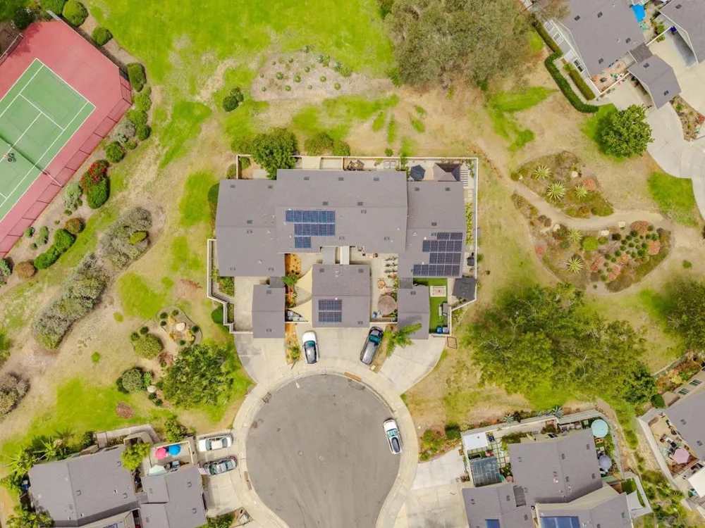 1809 Eastwood Encinitas, CA 92024