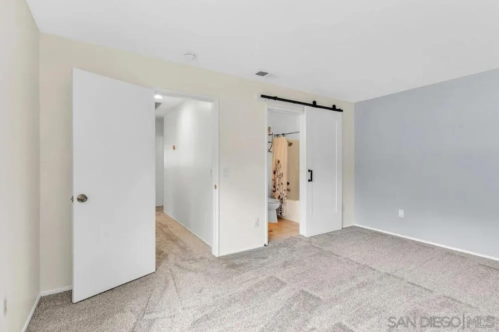11235 Avenida De Los Lobos #C San Diego, CA 92128