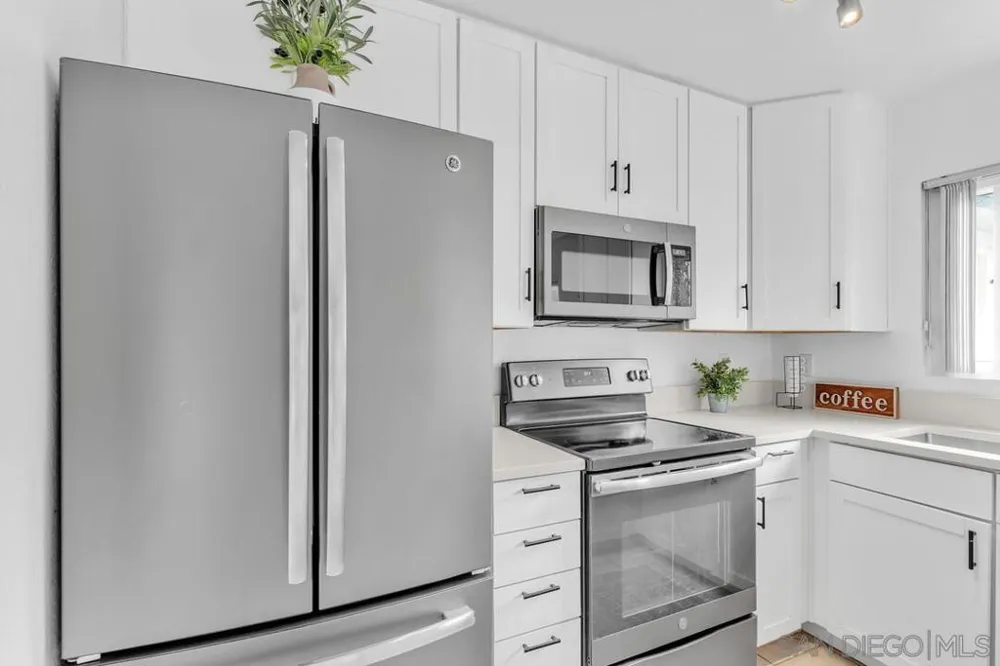 11235 Avenida De Los Lobos #C San Diego, CA 92128