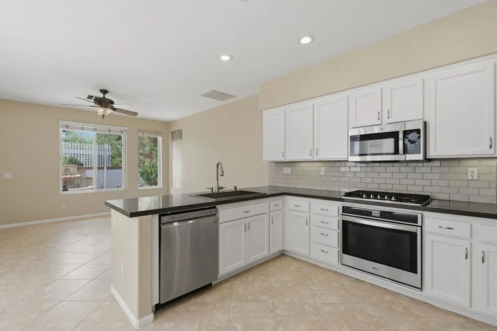 12256 Pepper Tree Ln Poway, CA 92064
