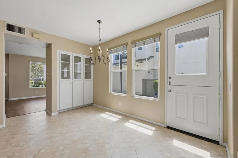 12256 Pepper Tree Ln Poway, CA 92064