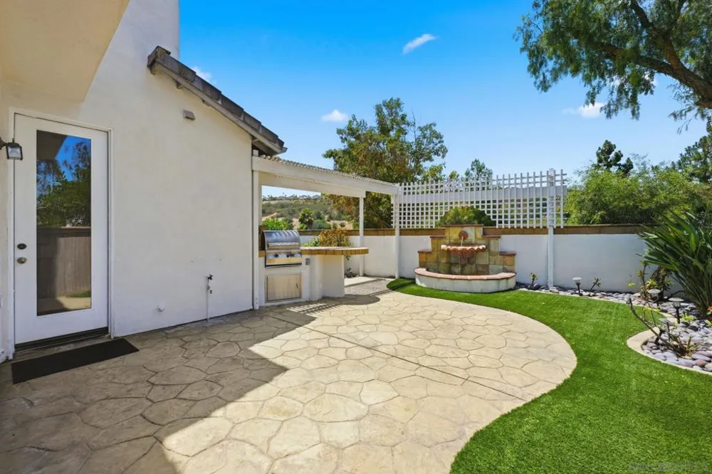 12256 Pepper Tree Ln Poway, CA 92064