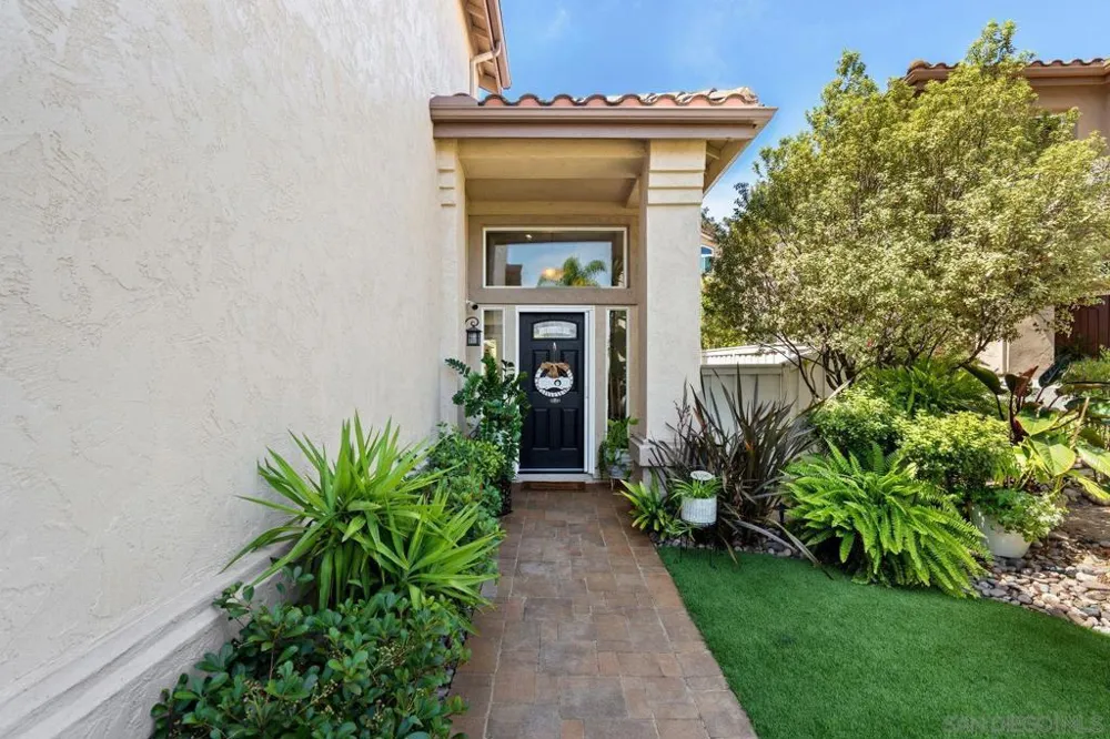 12585 Swan Canyon Place San Diego, CA 92131