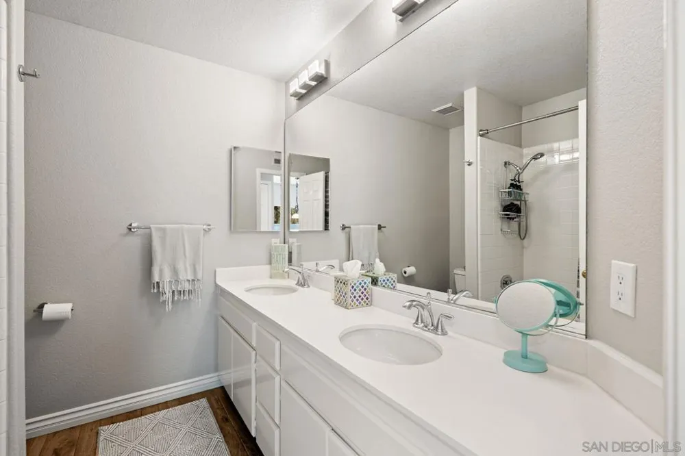 12585 Swan Canyon Place San Diego, CA 92131