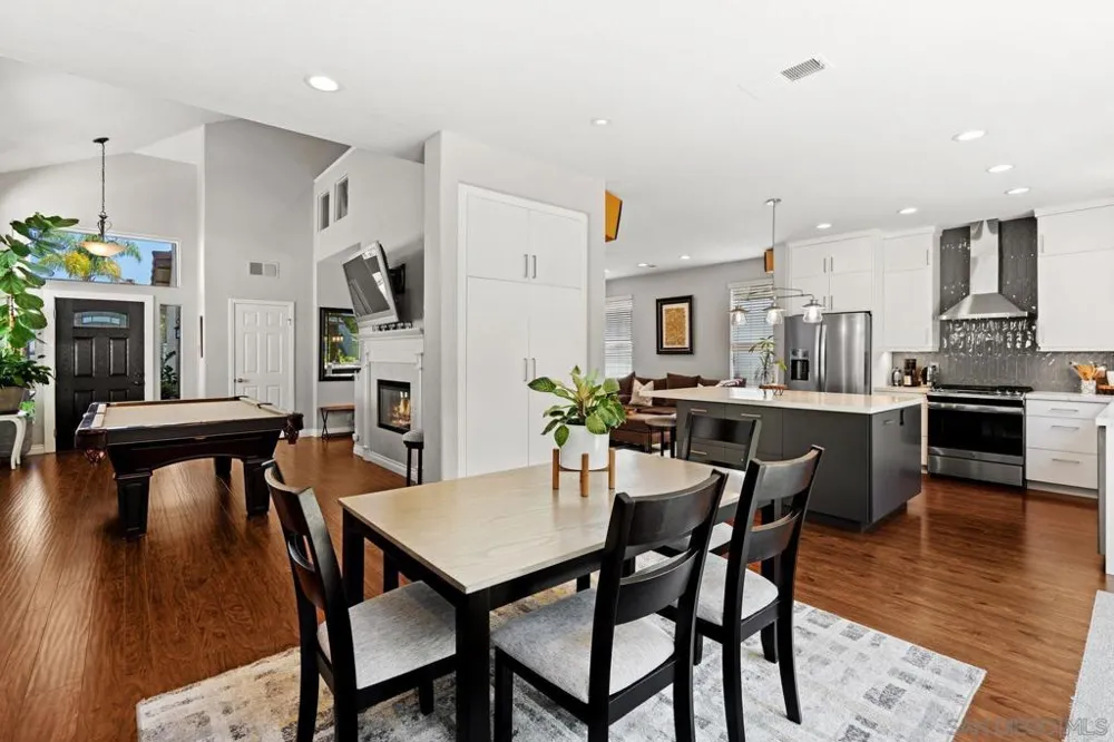 12585 Swan Canyon Place San Diego, CA 92131