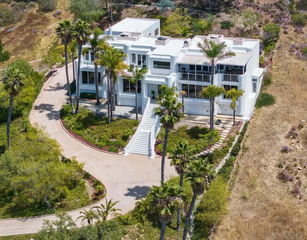 7402 Cadencia St Carlsbad, CA 92009