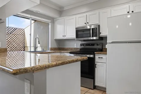 7988 Mission Center CT #C