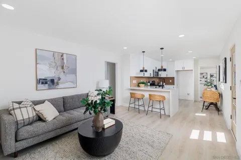 866 Merlin  Dr