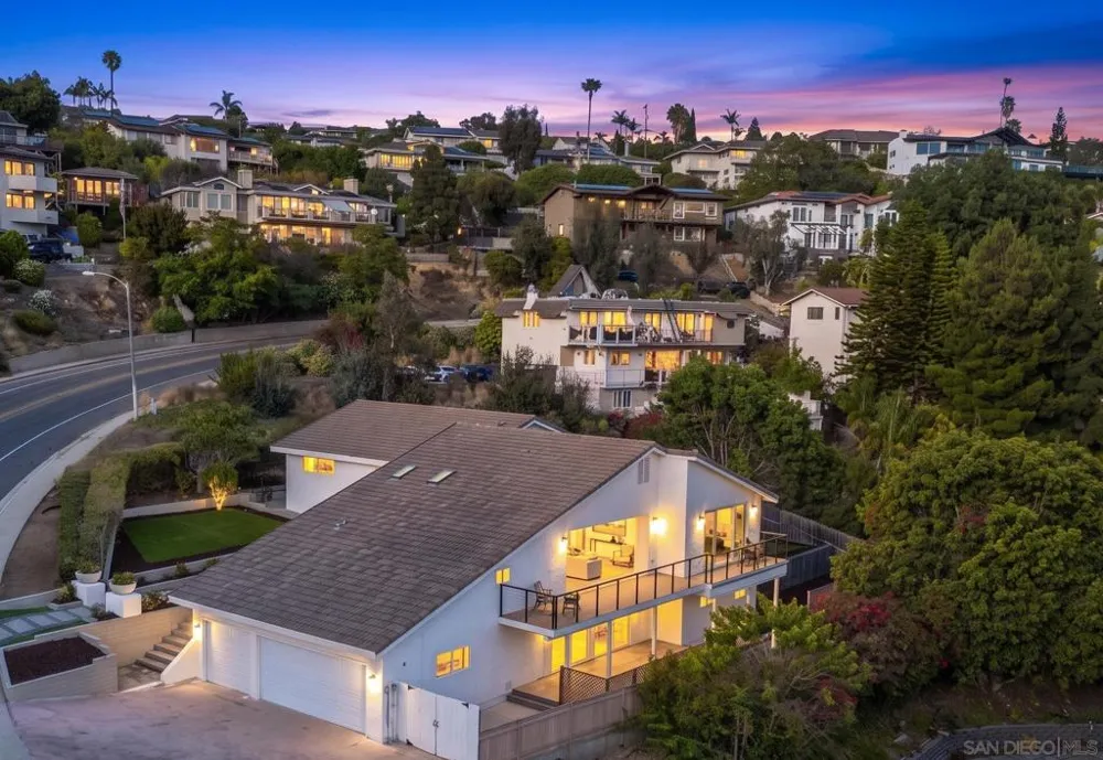 5873 Madra Avenue San Diego, CA 92120