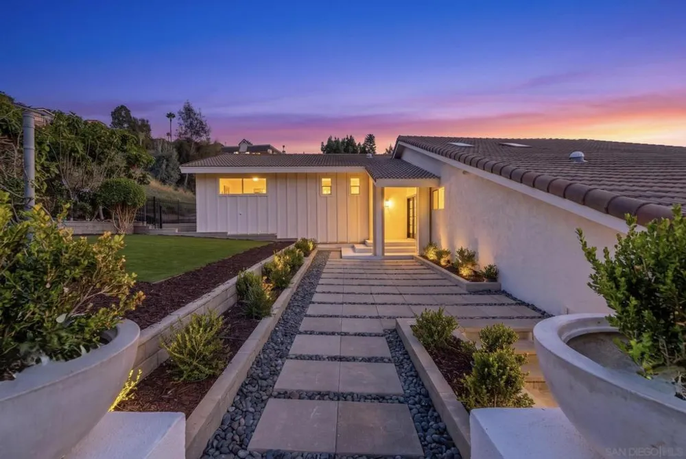 5873 Madra Avenue San Diego, CA 92120