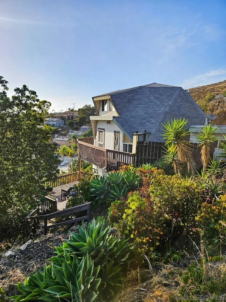 1608 Ramona Ave. Spring Valley, CA 91977