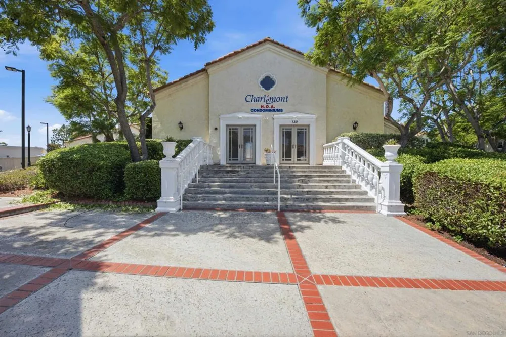 730 Breeze Hill Rd. #273 Vista, CA 92081