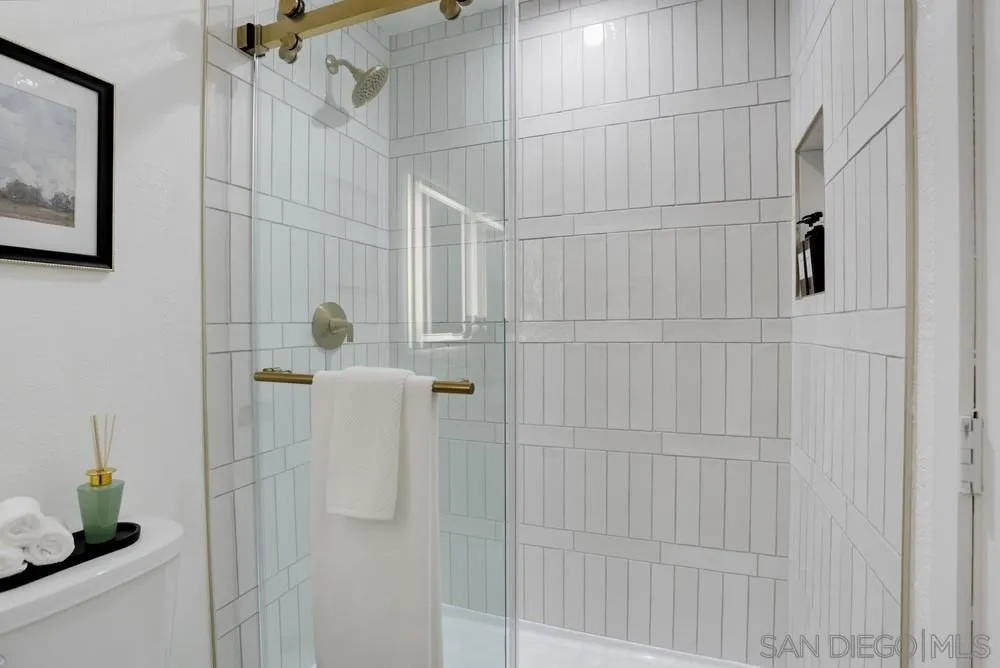 319 volney Encinitas, CA 92024