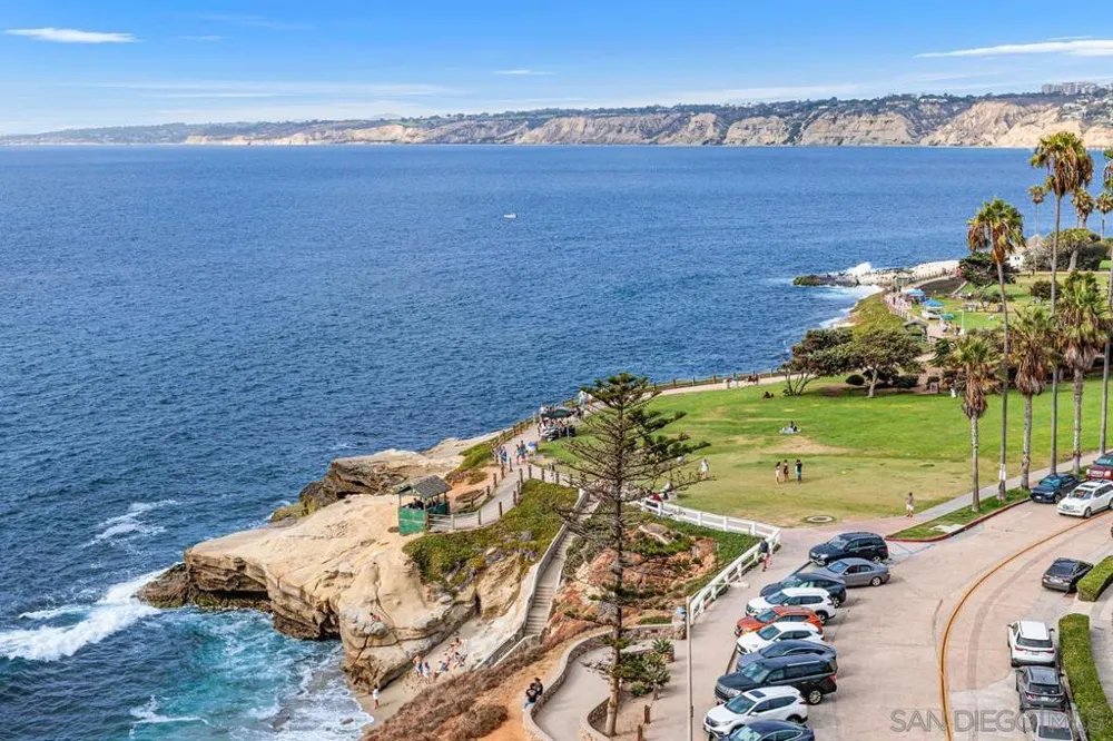 939 COAST #11 B San Diego, CA 92037