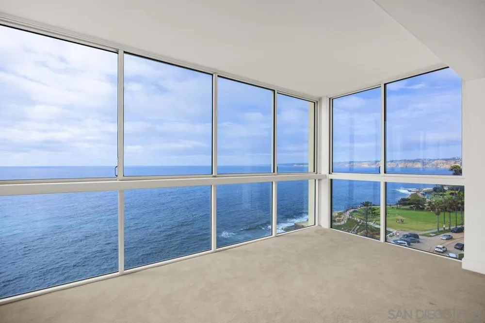 939 COAST #11 B San Diego, CA 92037