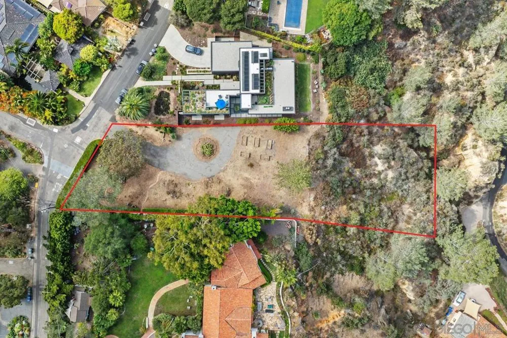 1241 Crest Rd Del Mar, CA 92014