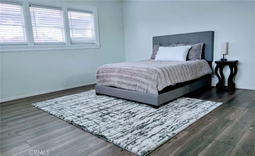 1618 Baker St Bakersfield, CA 93305