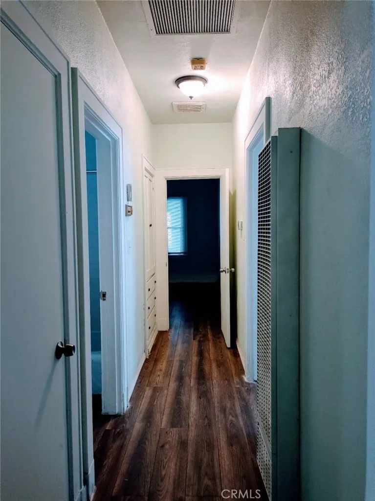 1618 Baker St Bakersfield, CA 93305