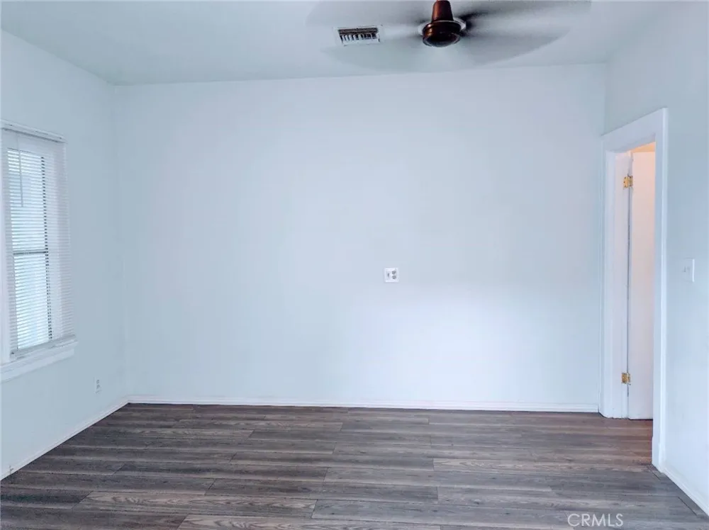 1618 Baker St Bakersfield, CA 93305